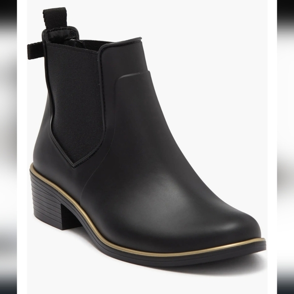 Kate Spade New York, Solstice Rain‎ Boot, Black, Size 6 - Picture 2 of 15